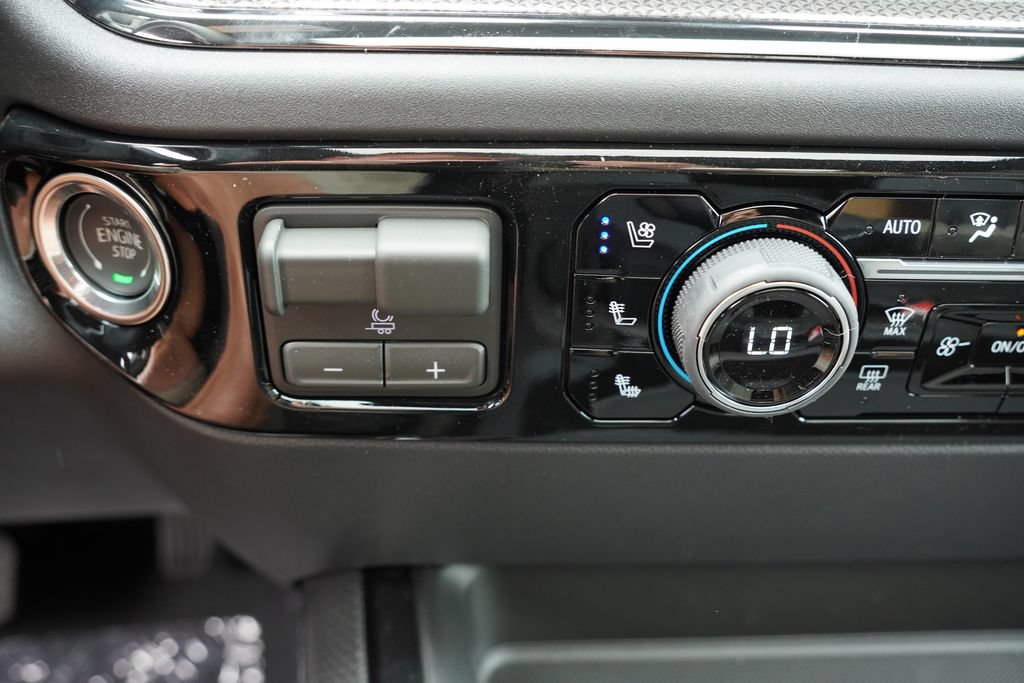 New 2026 Chevrolet Silverado 2500 ZR2 AWD/4WD image 17