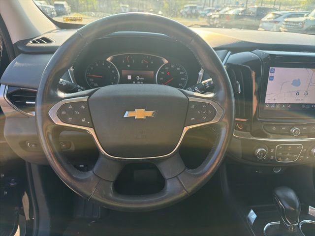 Used 2021 Chevrolet Traverse LT w/ LT Premium Package image 6