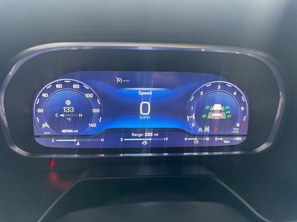 Used 2023 Chevrolet Tahoe Z71 w/ Luxury Package image 25