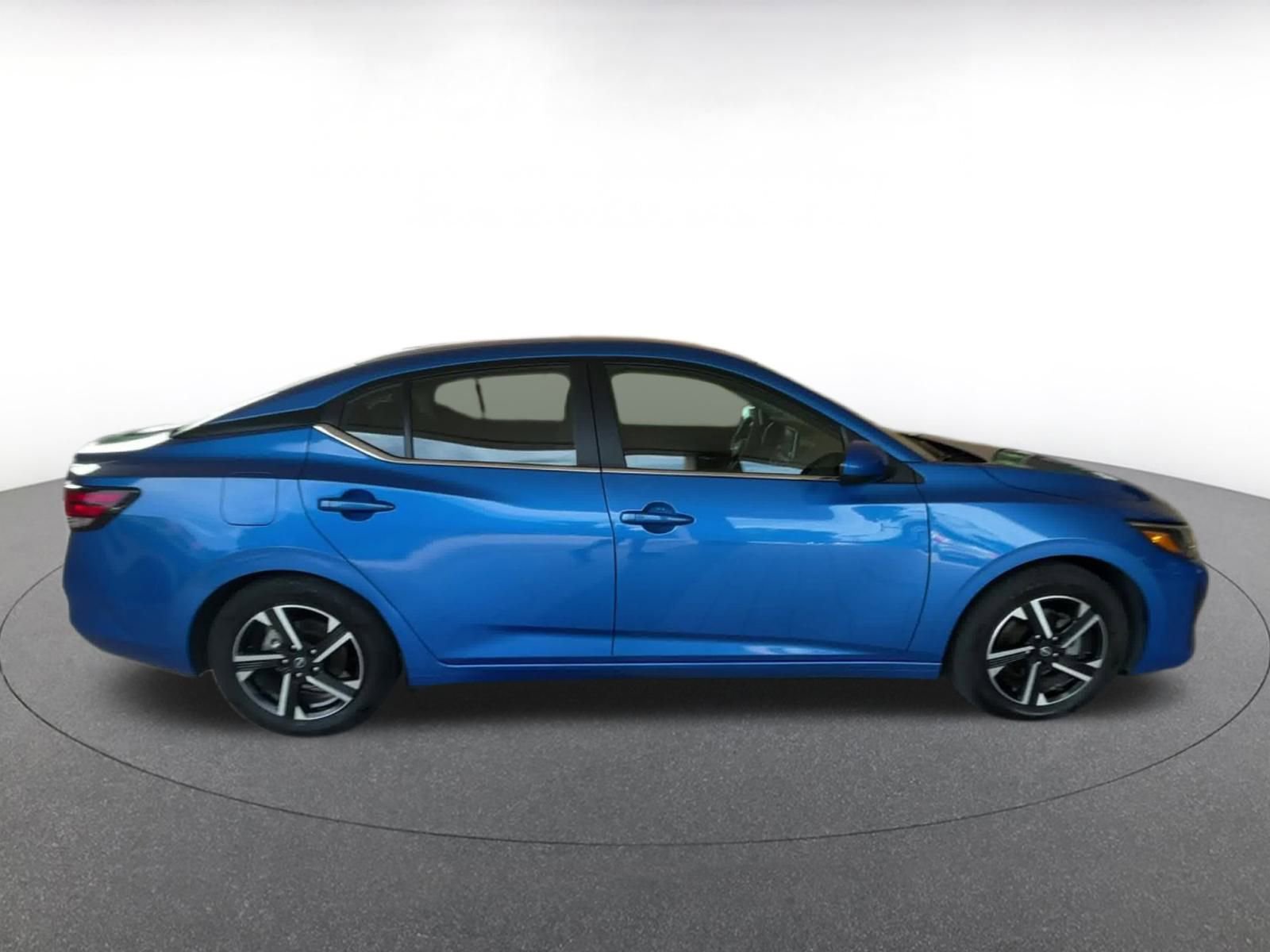 Used 2024 Nissan Sentra SV image 16