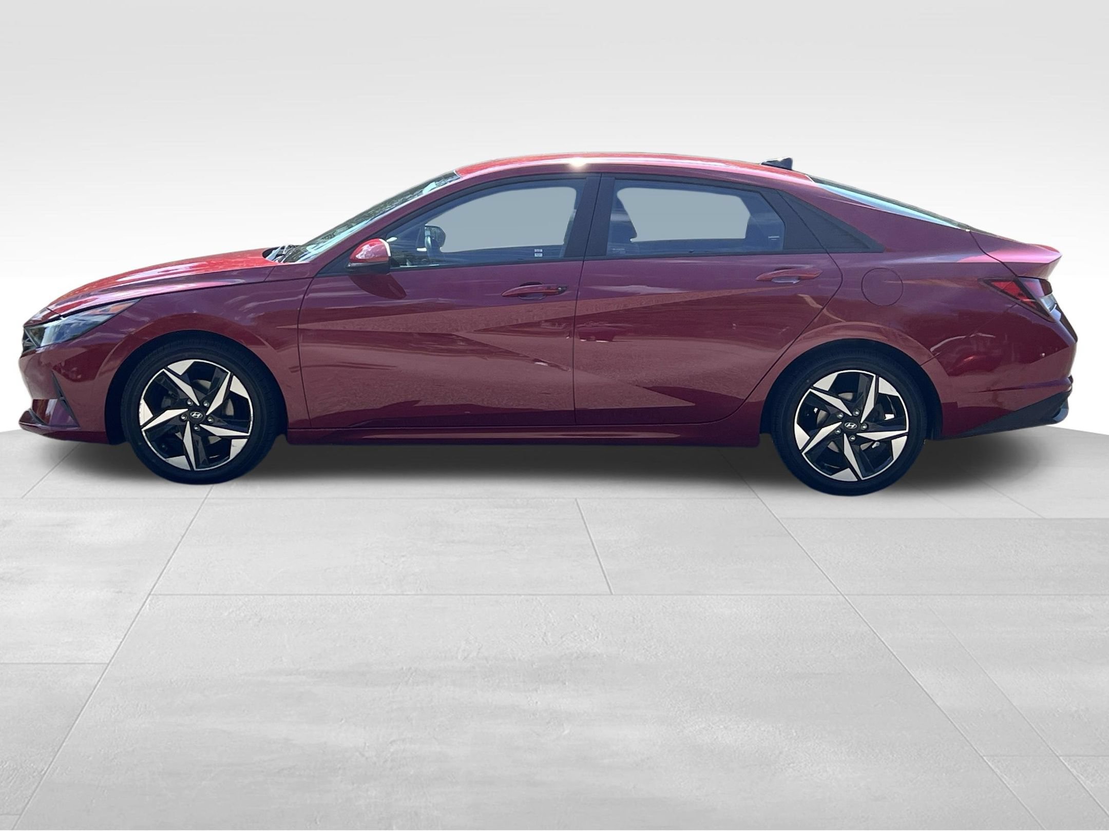 Used 2023 Hyundai Elantra SEL w/ Convenience Package FWD image 10