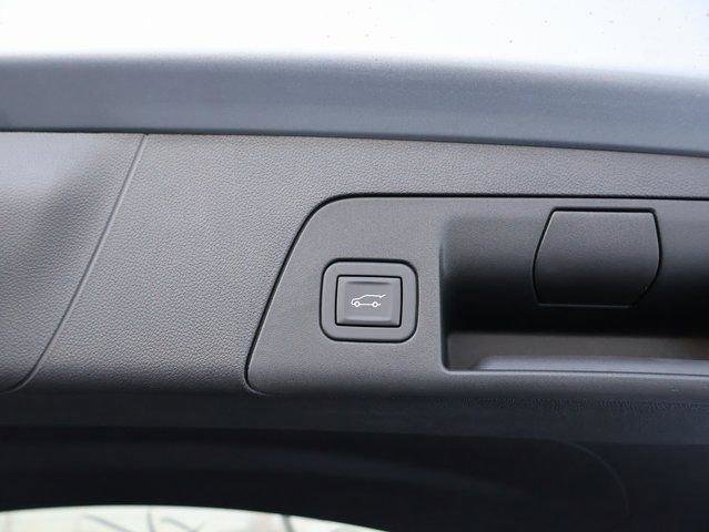 New 2025 Buick Envision Sport Touring image 17