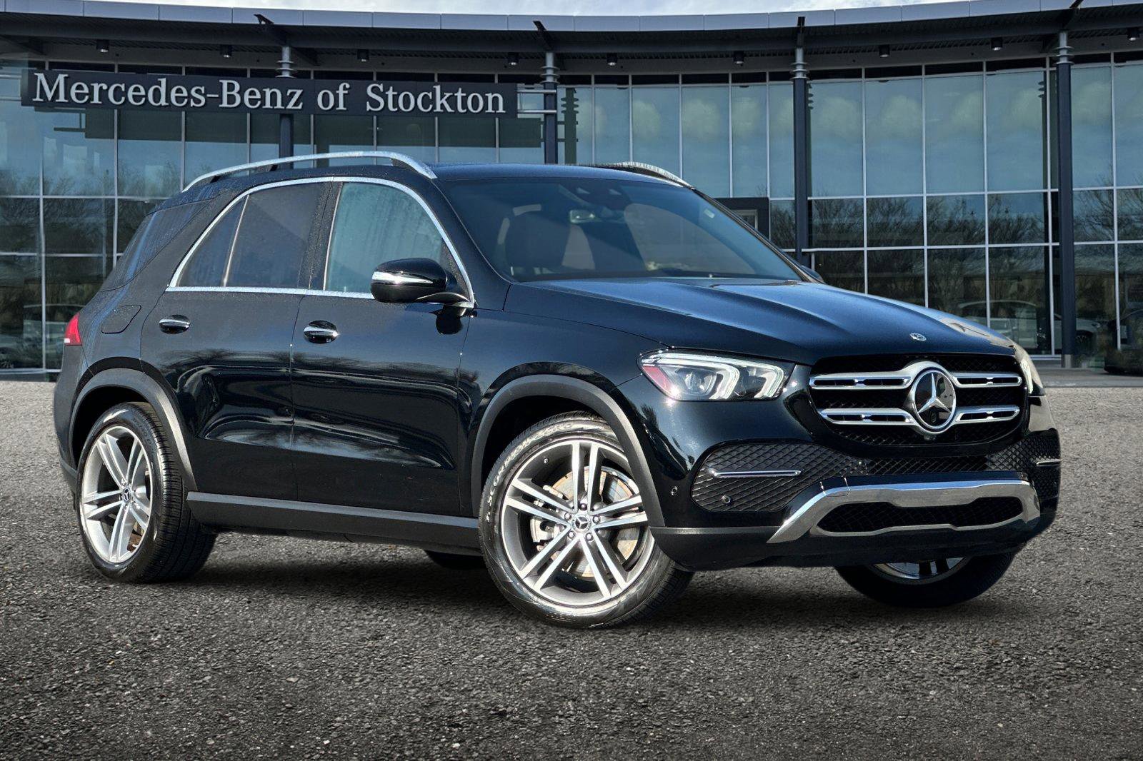 Certified 2022 Mercedes-Benz GLE 450 4MATIC image 2