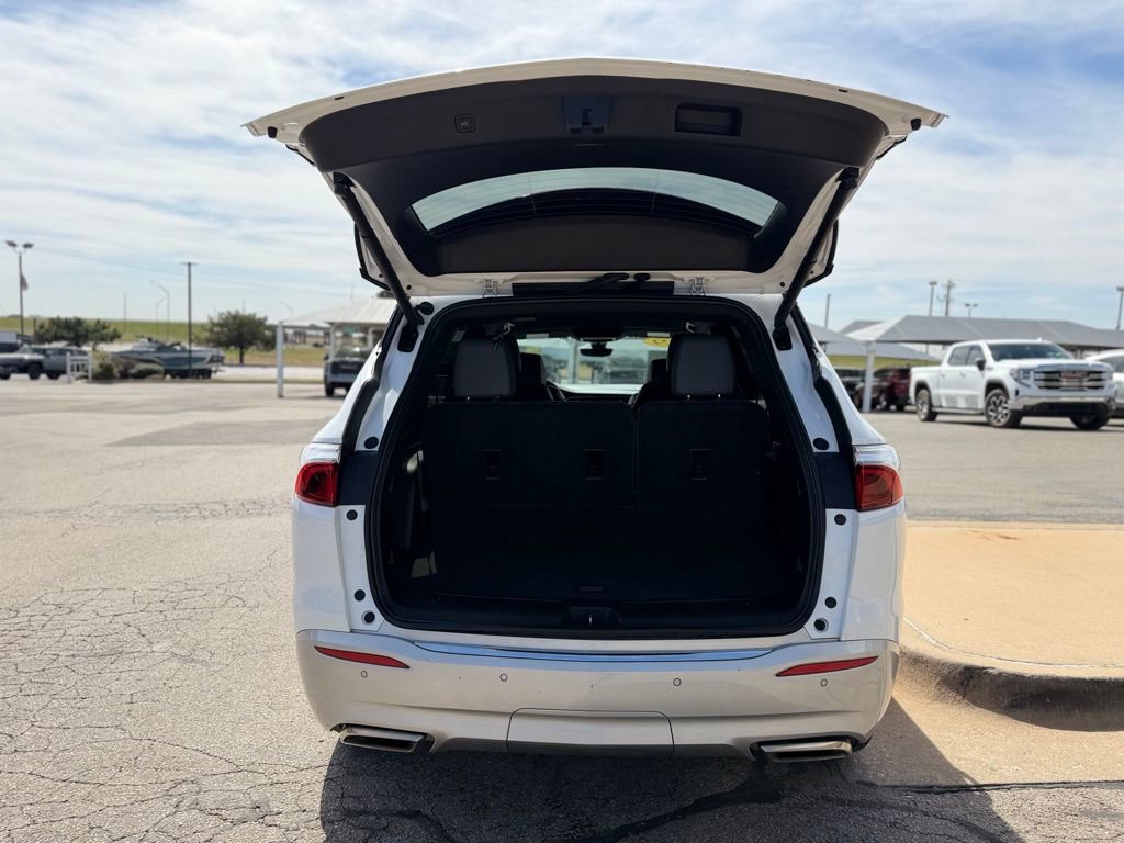 Used 2024 Buick Enclave Premium image 6