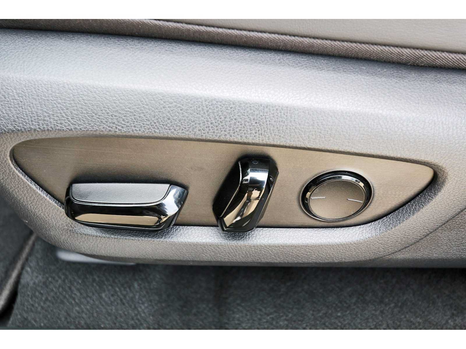 Used 2023 Lexus RX 350 Premium w/ Cold Area Package FWD image 27