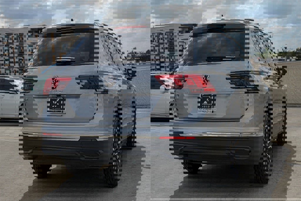 New 2024 Volkswagen Tiguan S image 8