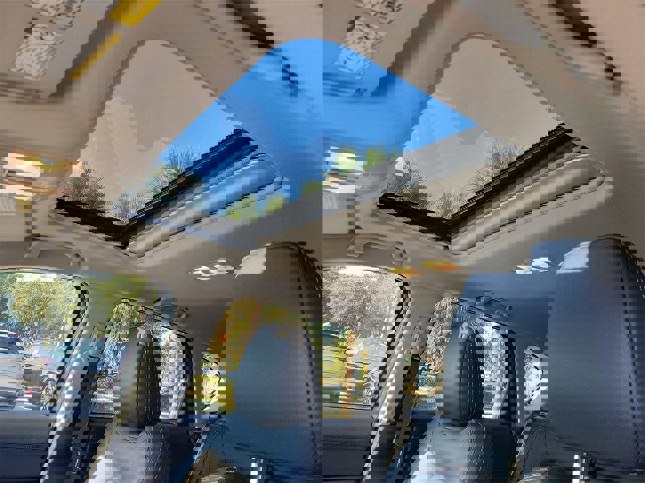 Used 2025 MAZDA CX-5 AWD 2.5 S w/ Preferred Package image 19