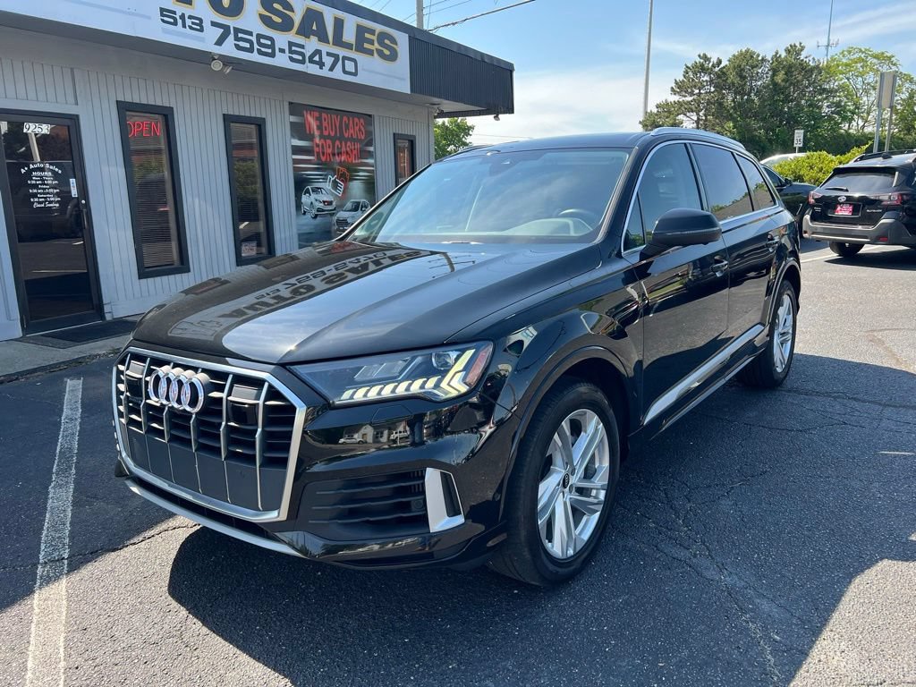 Used 2023 Audi Q7 3.0T Premium w/ Convenience Package AWD/4WD image 2