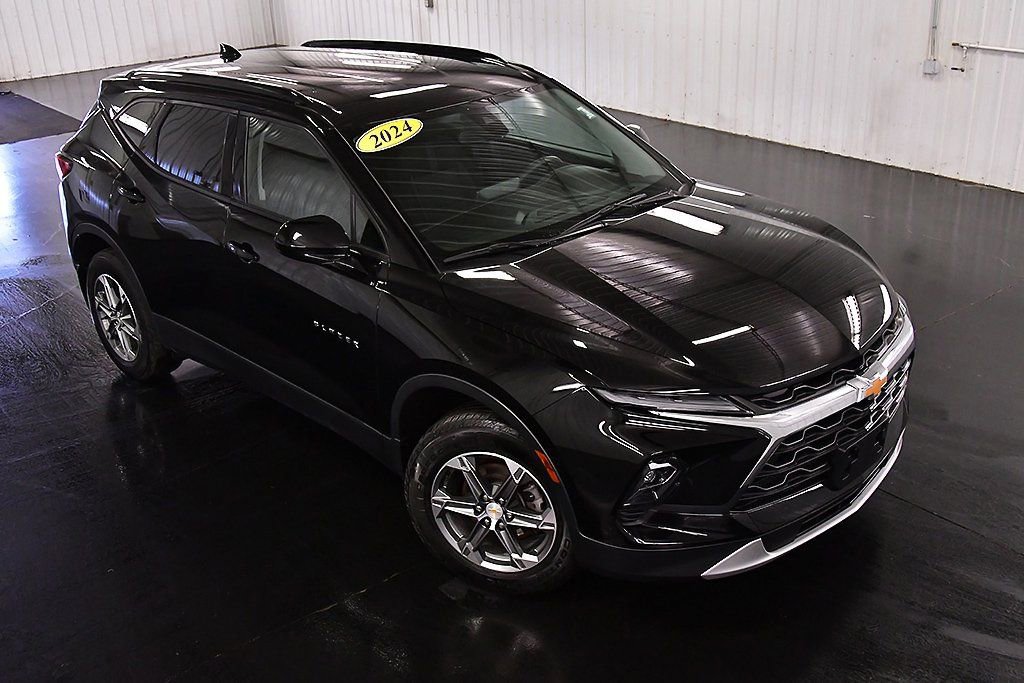 Used 2024 Chevrolet Blazer LT w/ Convenience Package image 11