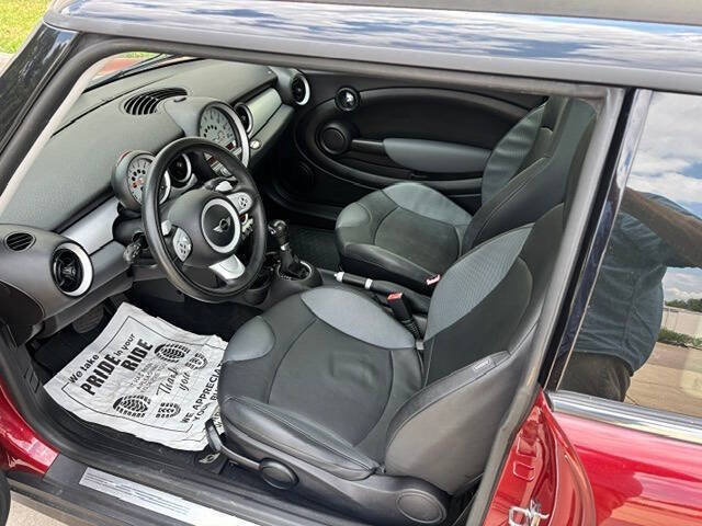 Used 2007 MINI Cooper Hardtop FWD image 6