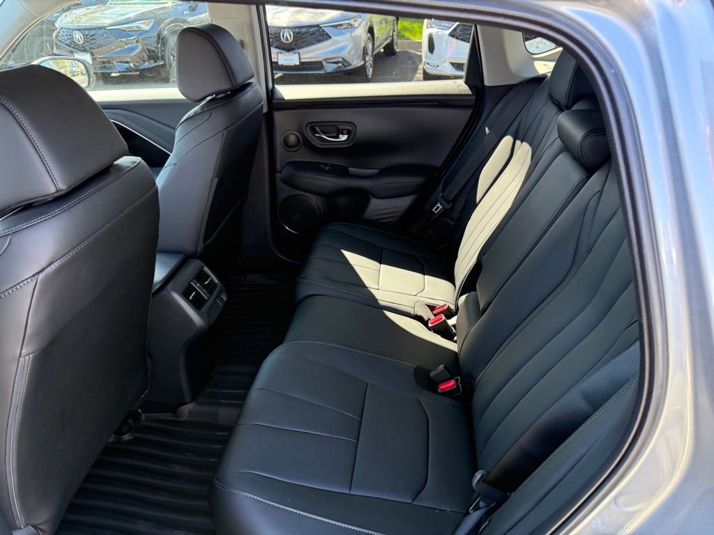 Certified 2025 Acura ADX AWD image 16