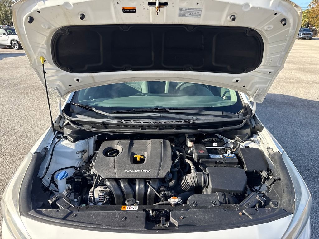 Used 2017 Kia Forte LX image 23