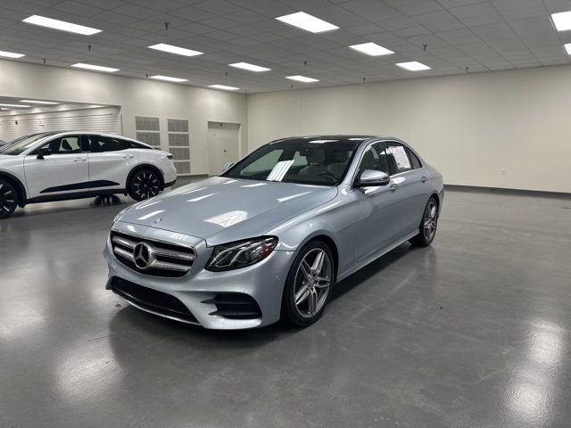 Used 2017 Mercedes-Benz E 300 4MATIC image 3