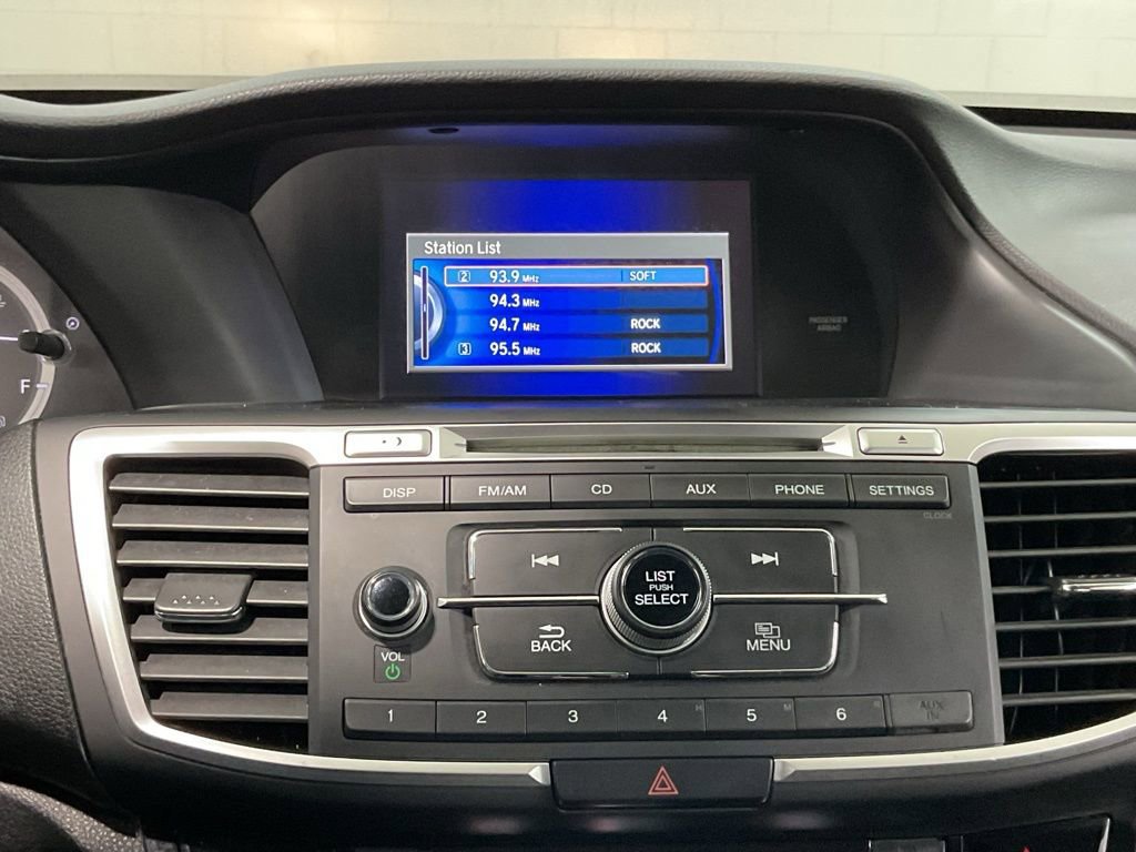 Used 2017 Honda Accord LX image 14