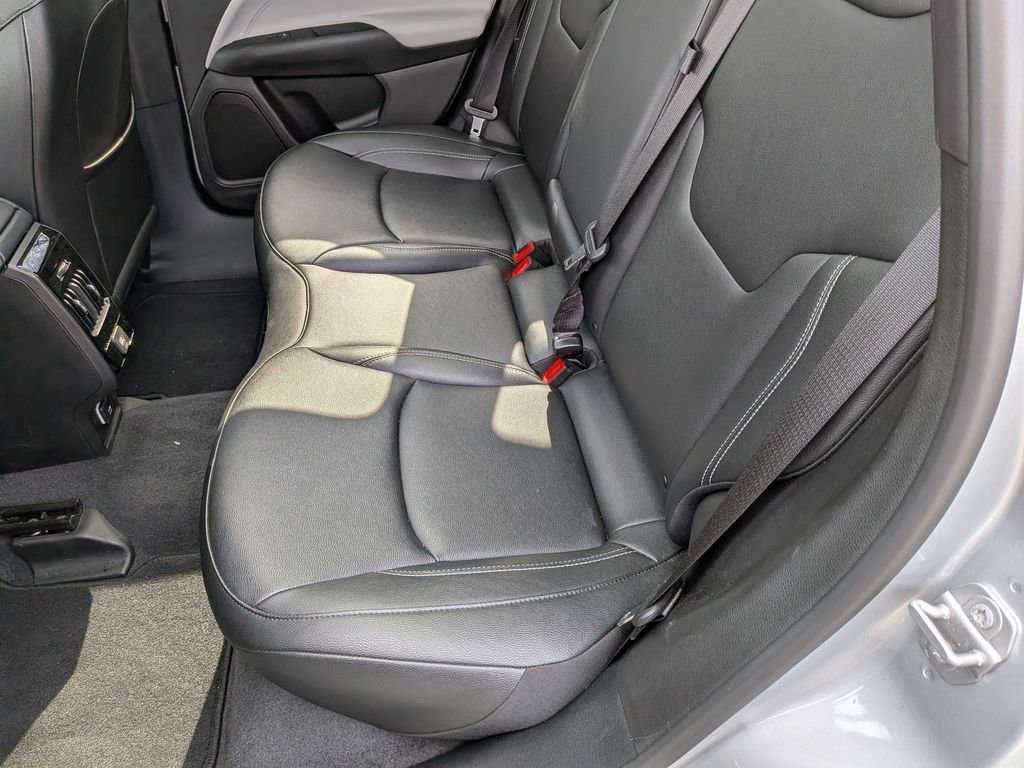 Used 2025 Jeep Compass Limited w/ Sun & Sound Group image 23