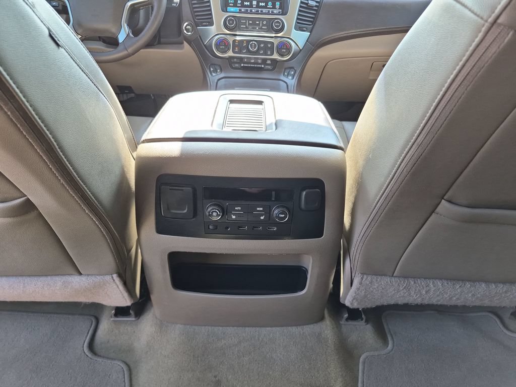 Used 2017 Chevrolet Tahoe Premier AWD/4WD image 34