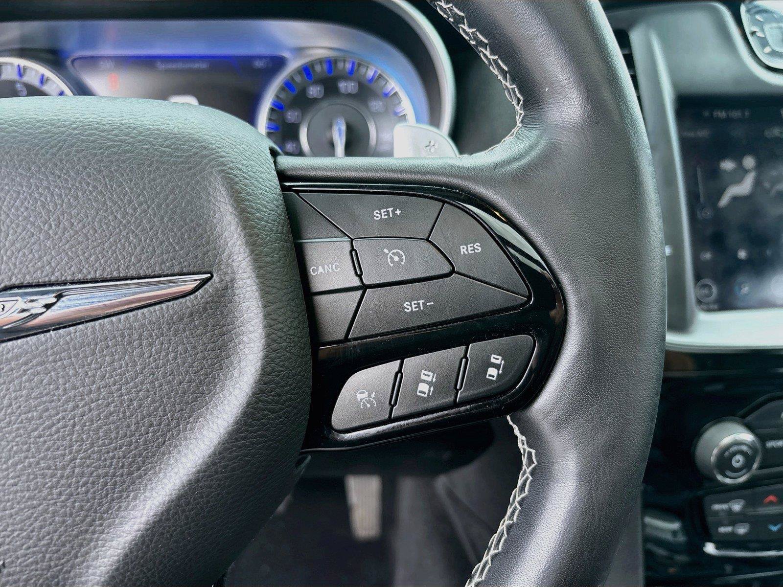 Used 2022 Chrysler 300 S w/ Comfort Group RWD image 33