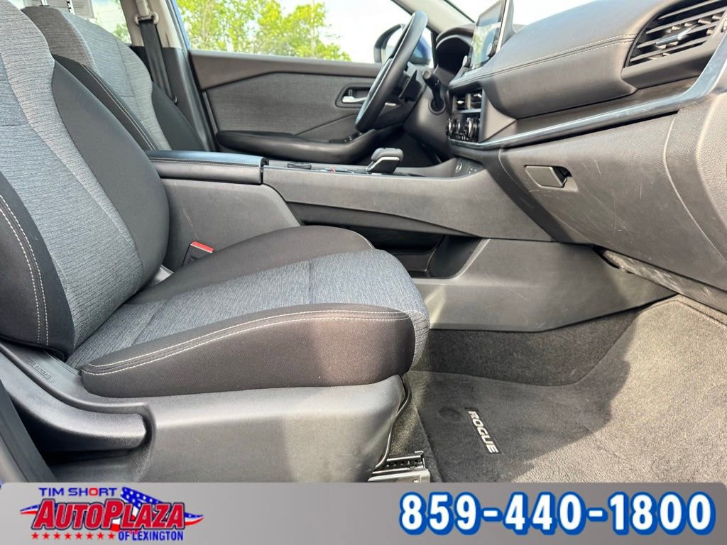Used 2023 Nissan Rogue SV AWD/4WD image 48