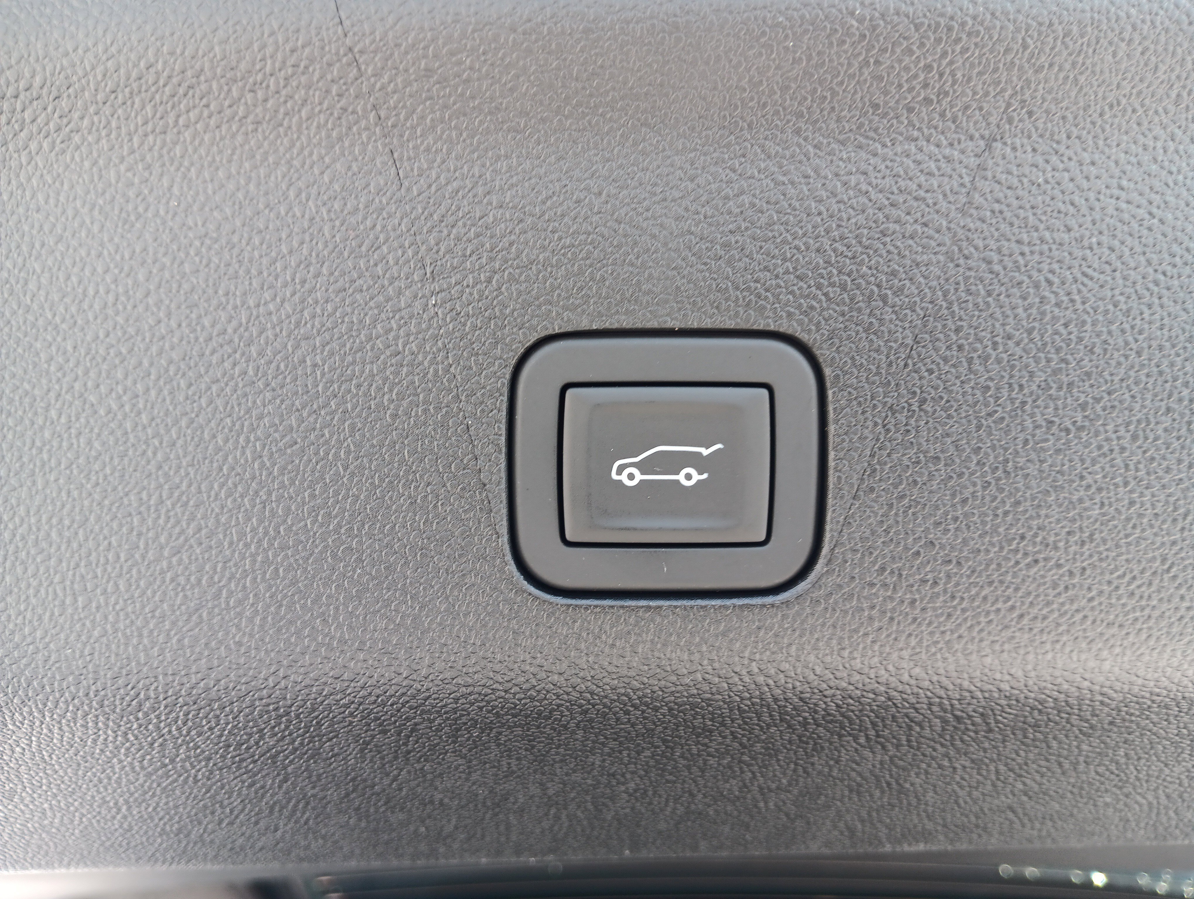 New 2026 GMC Yukon XL Denali w/ Denali Reserve Package image 20