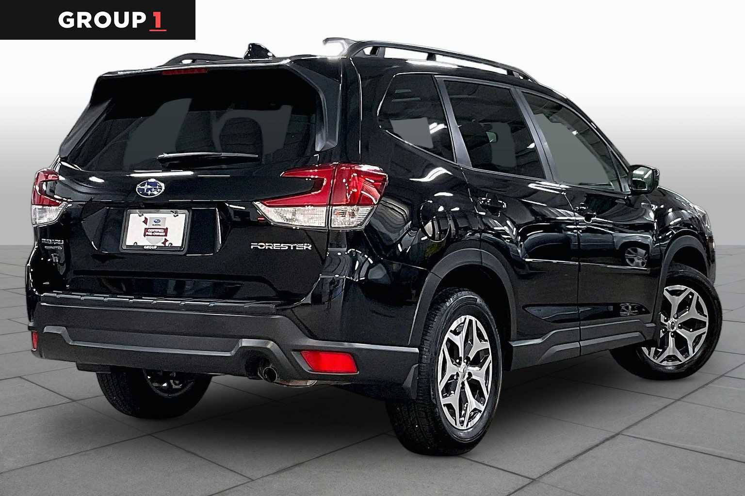Used 2024 Subaru Forester Premium AWD/4WD image 13