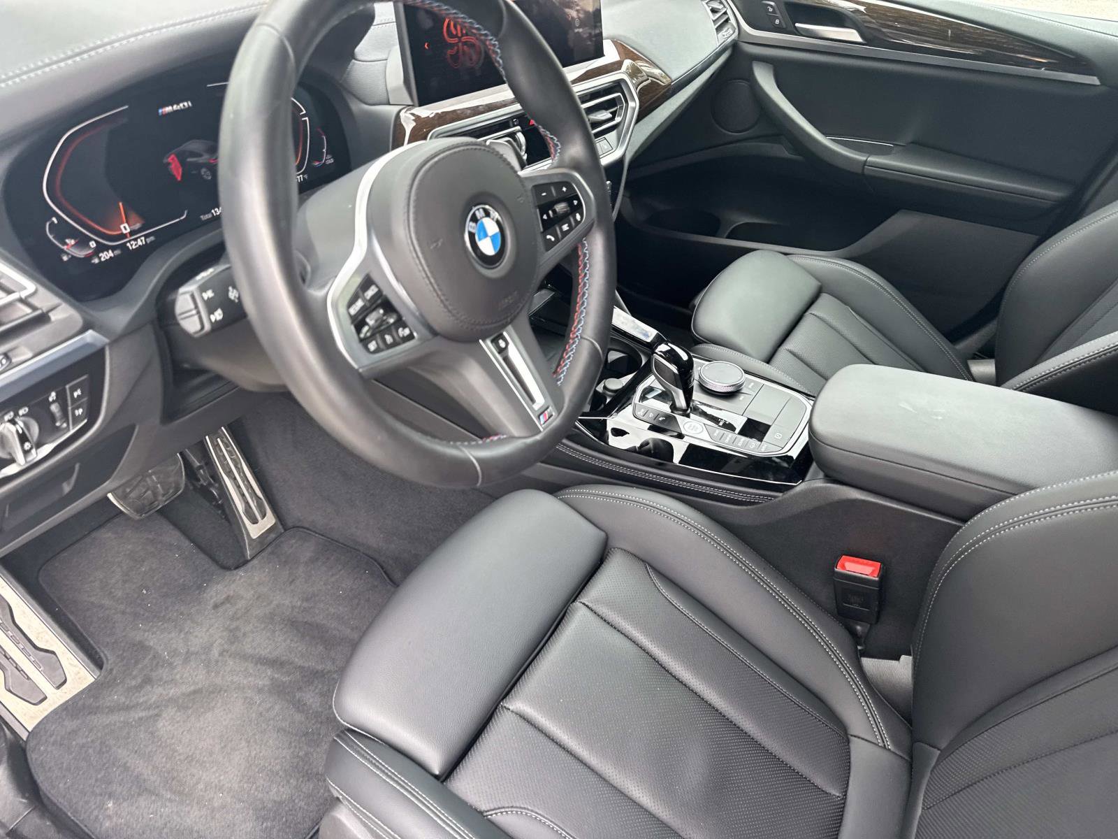 Used 2024 BMW X4 M40i image 32