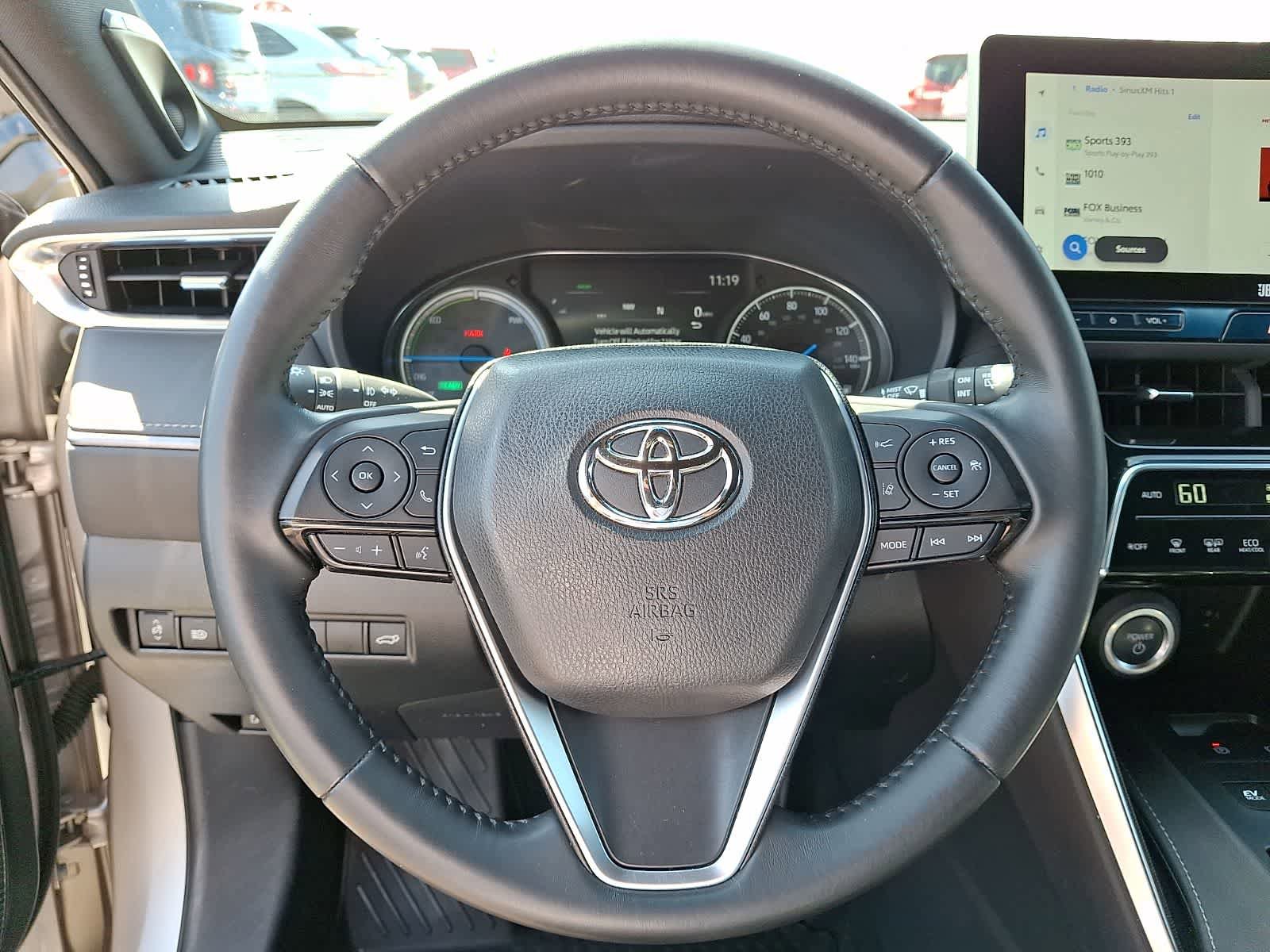 Used 2023 Toyota Venza XLE AWD/4WD image 21