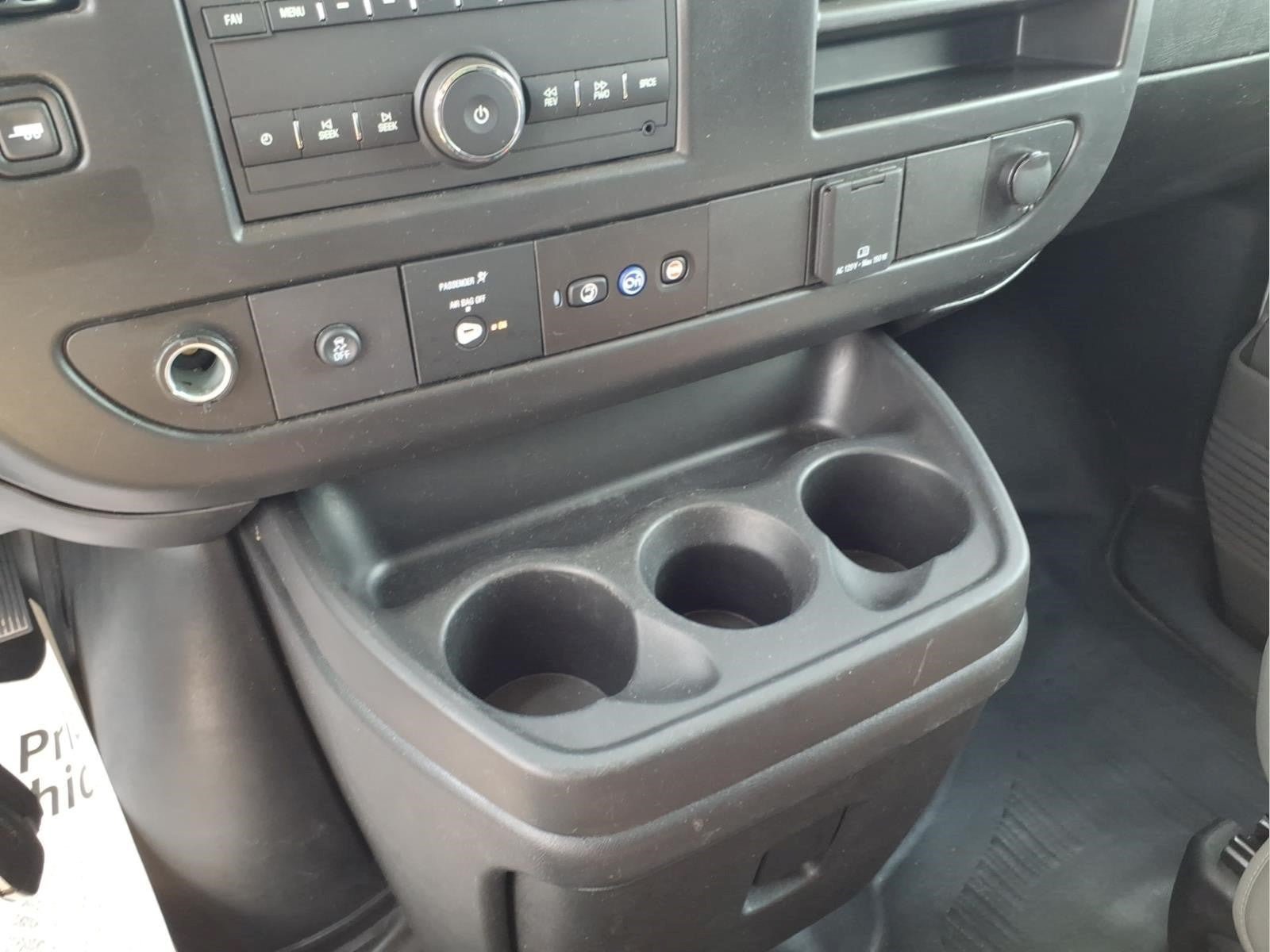 Used 2025 GMC Savana 2500 w/ Driver Convenience Package RWD image 15