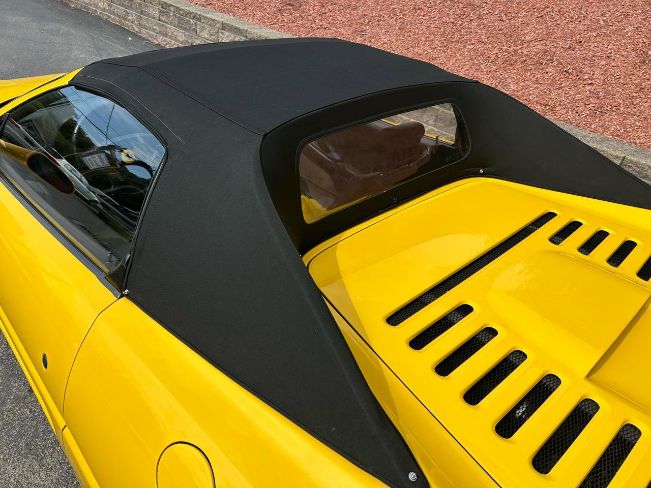 Used 1999 Ferrari F355 Spider RWD image 7