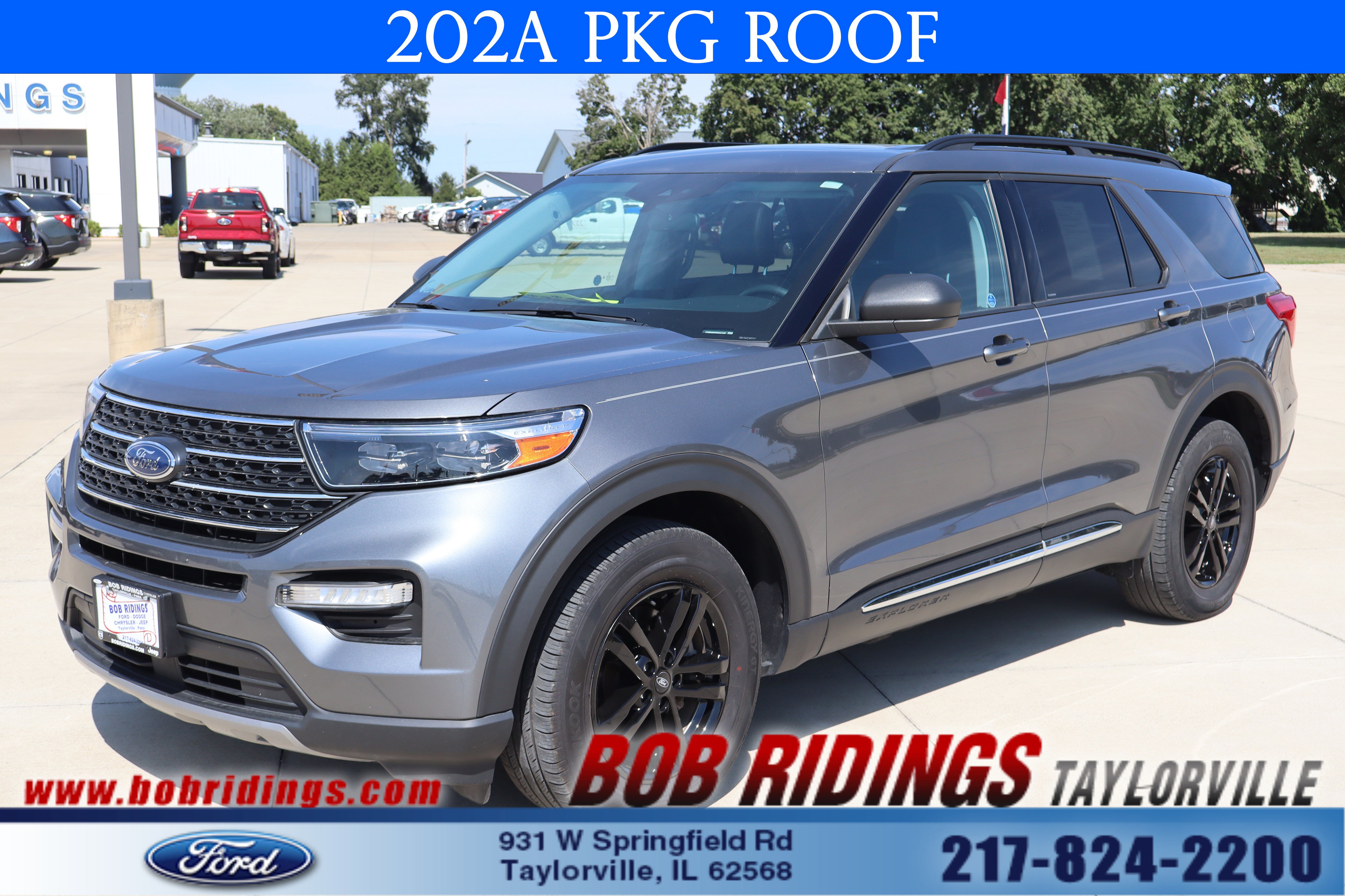 Used 2024 Ford Explorer XLT w/ Equipment Group 202A AWD/4WD image 1