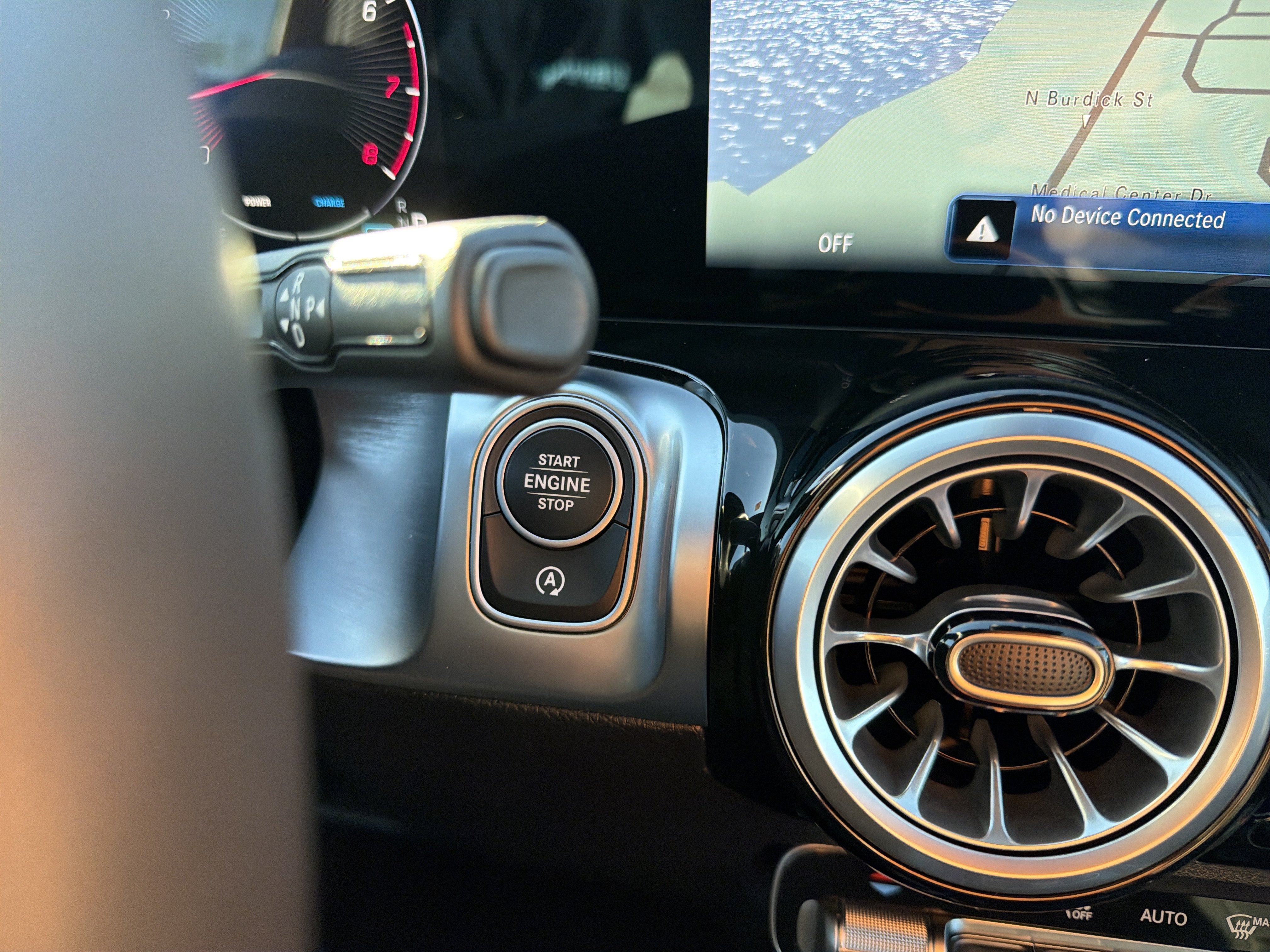 Certified 2025 Mercedes-Benz GLB 250 4MATIC image 20