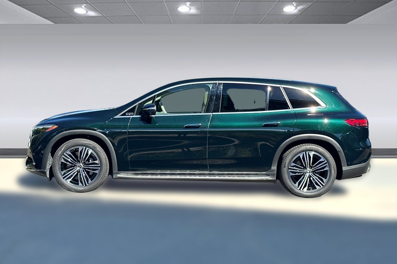 Certified 2023 Mercedes-Benz EQS 450+ 4MATIC SUV image 2