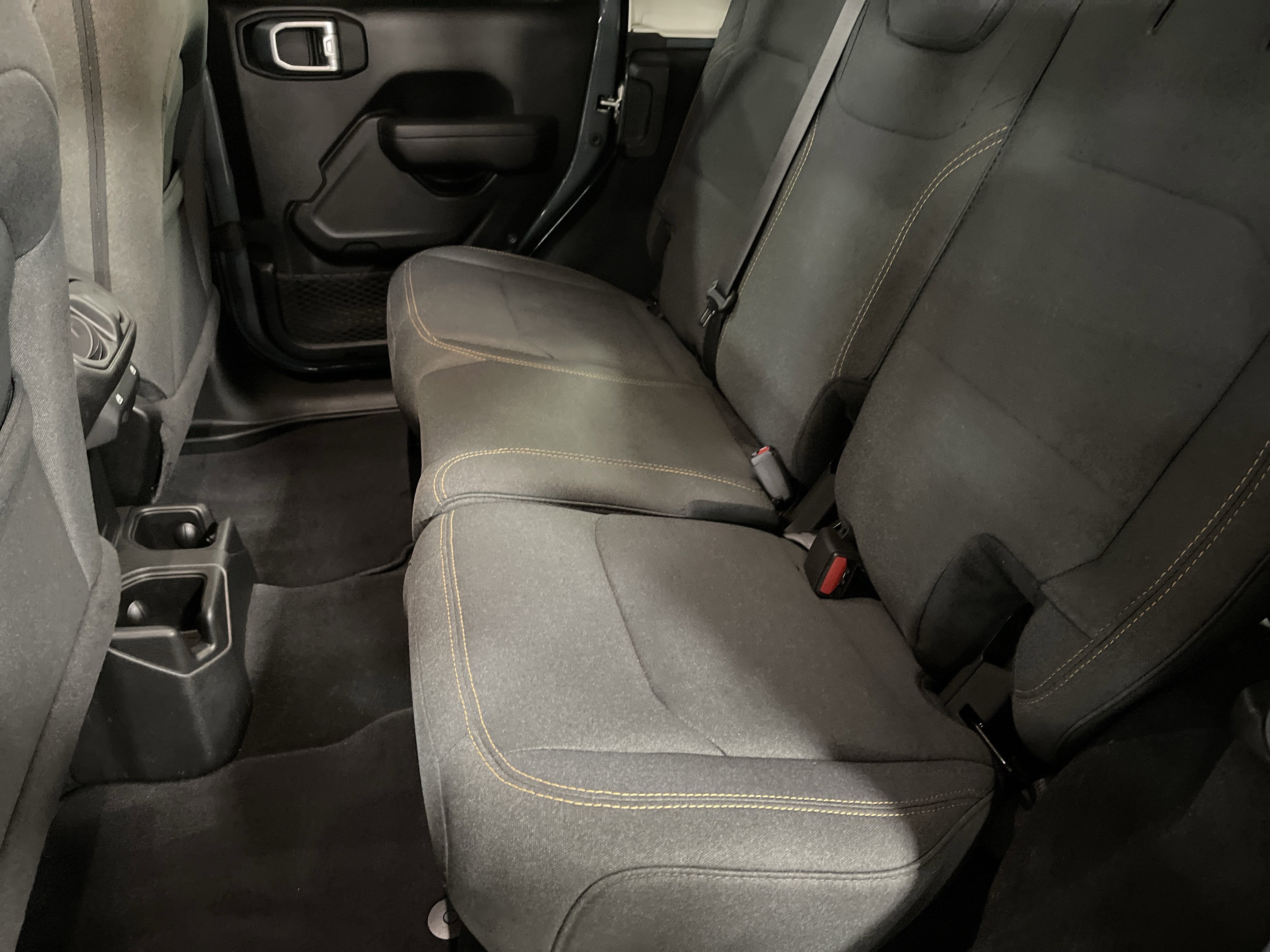 Used 2024 Jeep Wrangler Sport S image 11