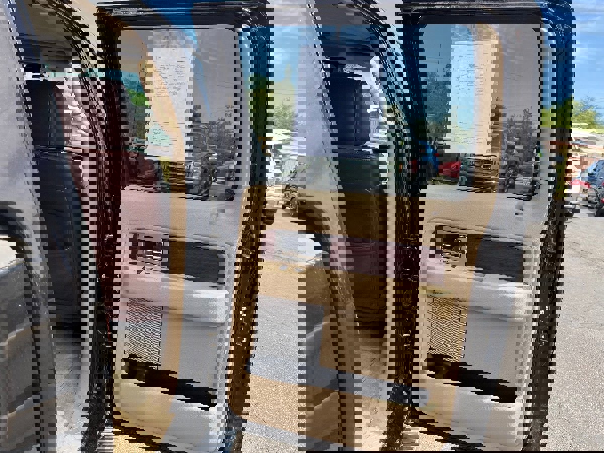 Used 2013 Ford F150 King Ranch w/ King Ranch Luxury Pkg image 15