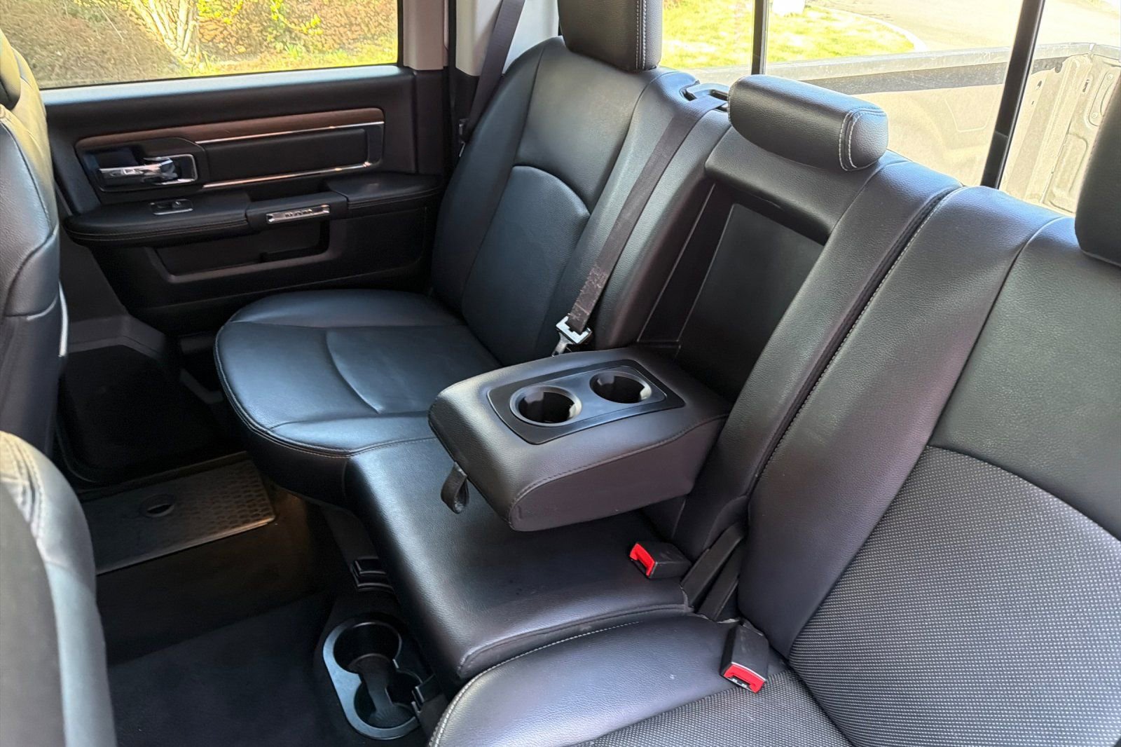 Used 2016 RAM 2500 Laramie image 12