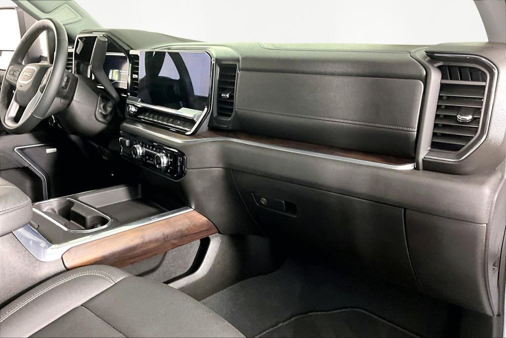 Used 2025 GMC Sierra 2500 SLT w/ SLT Premium Package AWD/4WD image 27