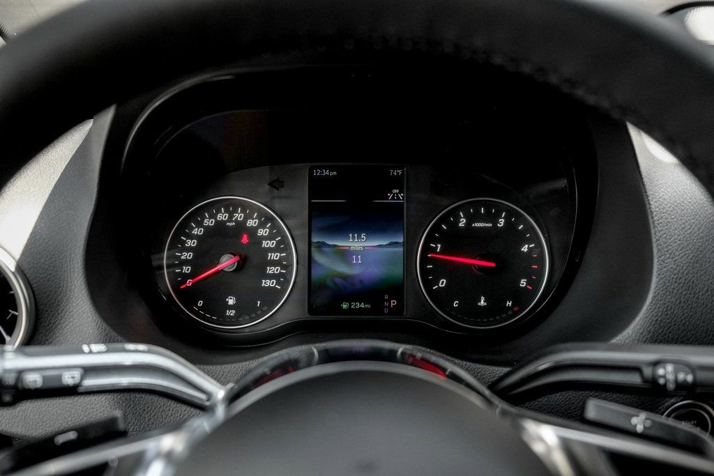 Used 2025 Mercedes-Benz Sprinter 2500 image 14