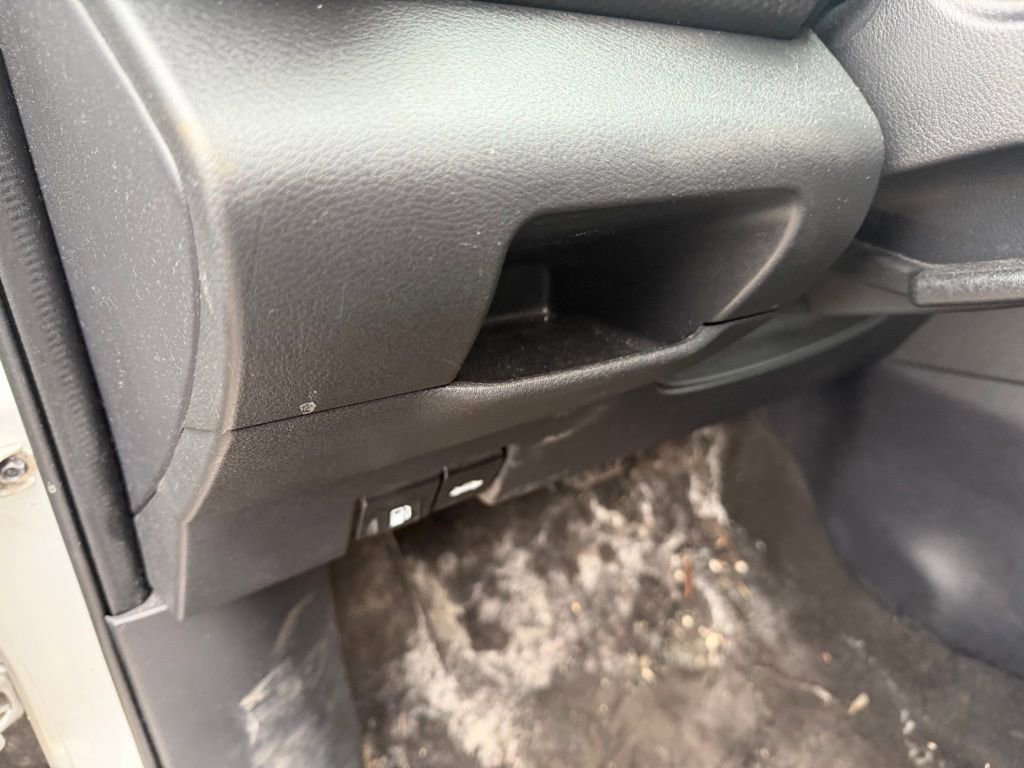 Used 2020 Nissan Kicks SV FWD image 15