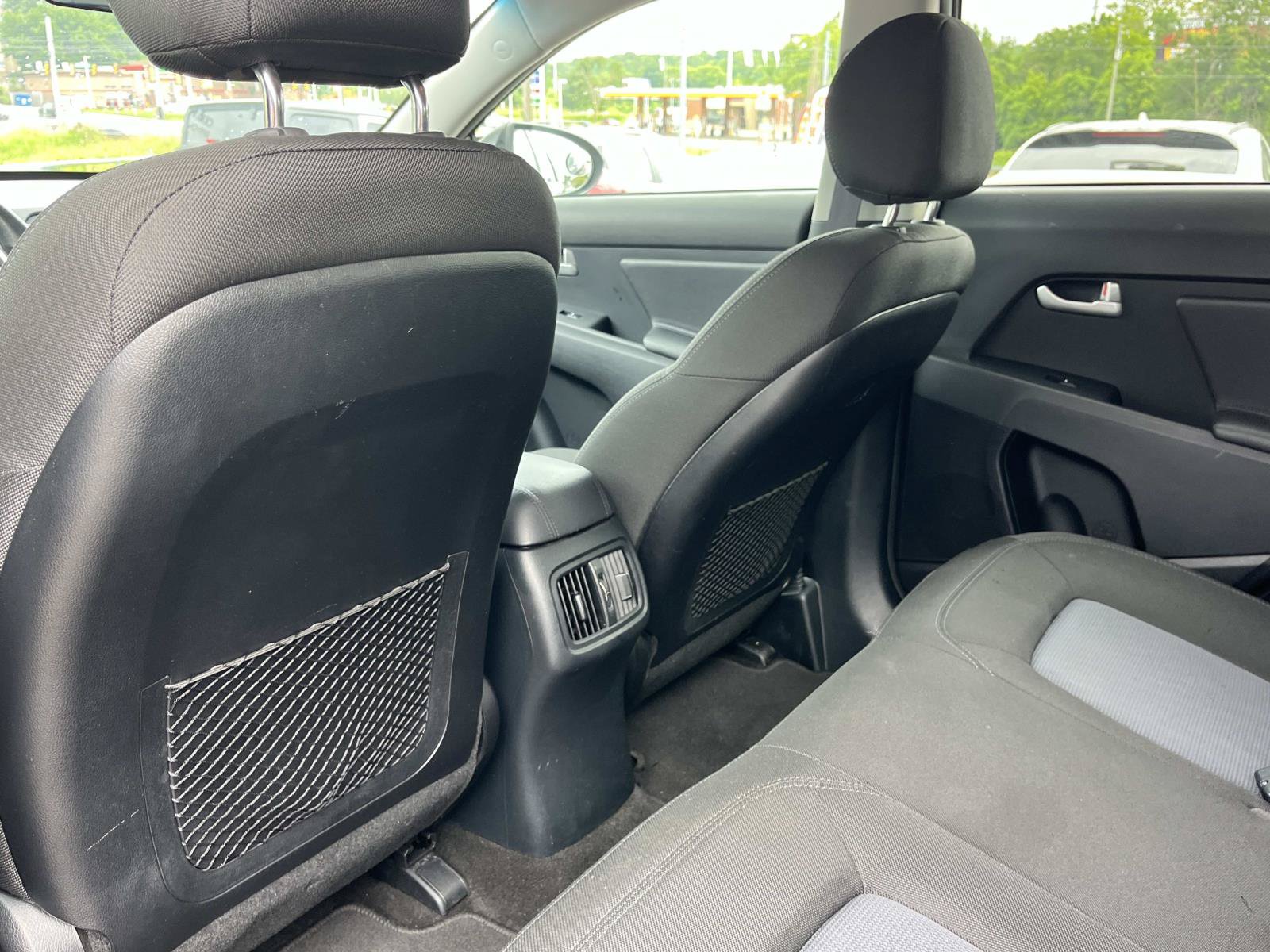 Used 2016 Kia Sportage LX FWD image 19