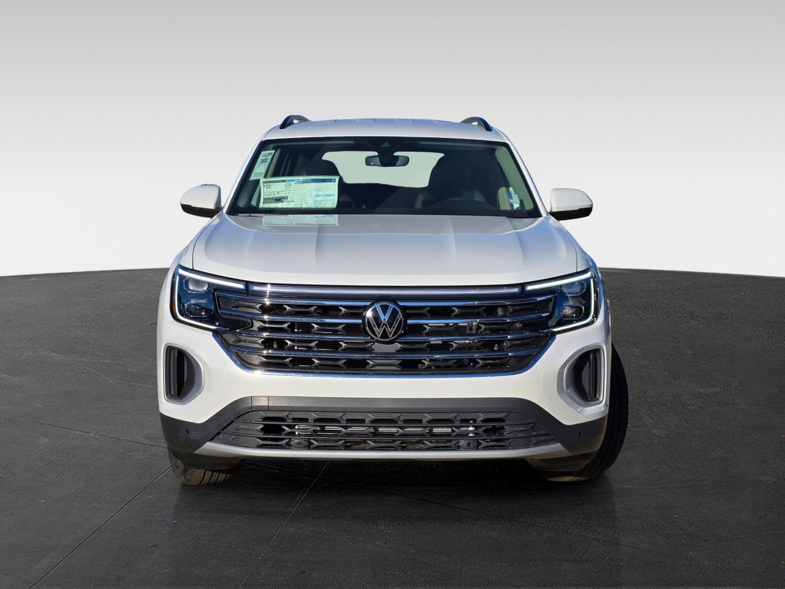 New 2026 Volkswagen Atlas SE image 2