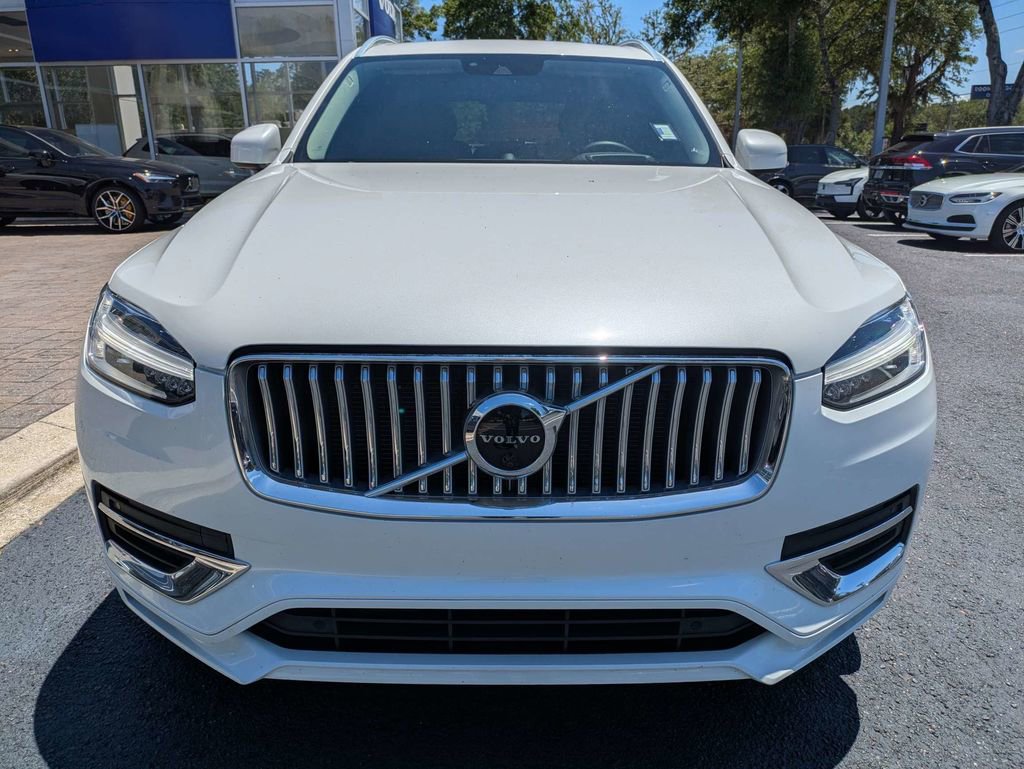 Certified 2022 Volvo XC90 T6 Inscription w/ Advanced Package AWD/4WD image 9