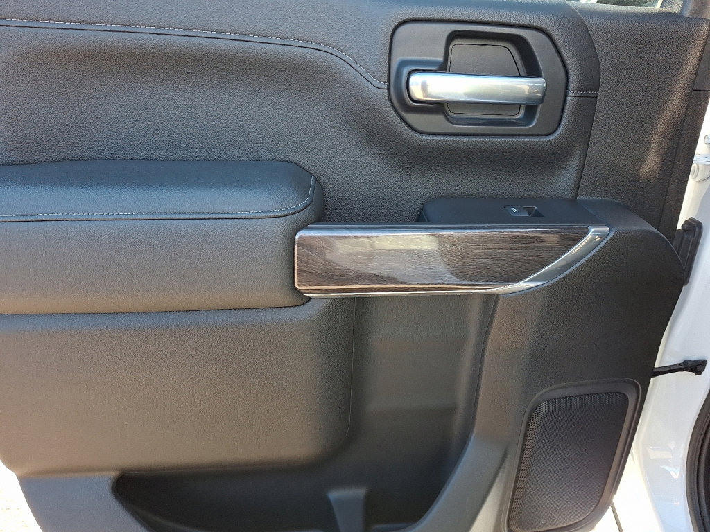 Used 2019 Chevrolet Silverado 1500 LTZ w/ LTZ Premium Package image 19