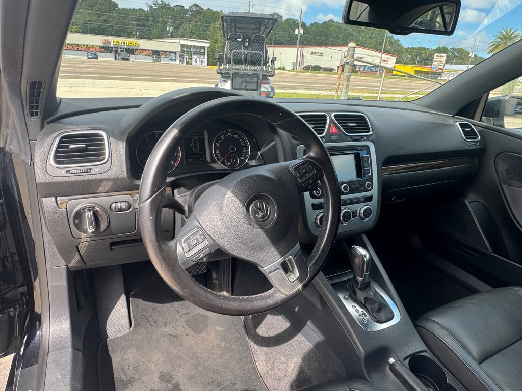 Used 2013 Volkswagen Eos Lux image 9