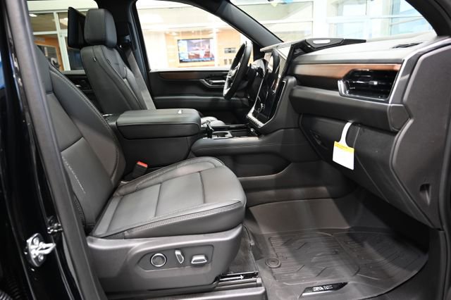 New 2026 GMC Yukon Denali w/ Denali Reserve Package image 12