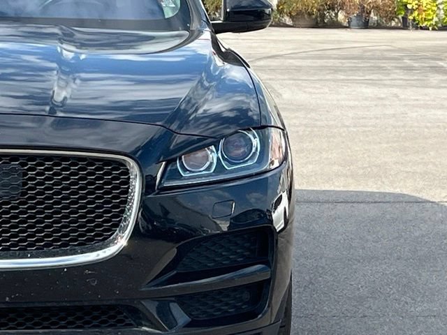 Used 2020 Jaguar F-PACE Prestige AWD/4WD image 17