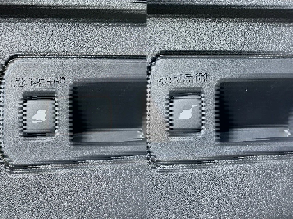 New 2025 Honda Pilot Touring image 31