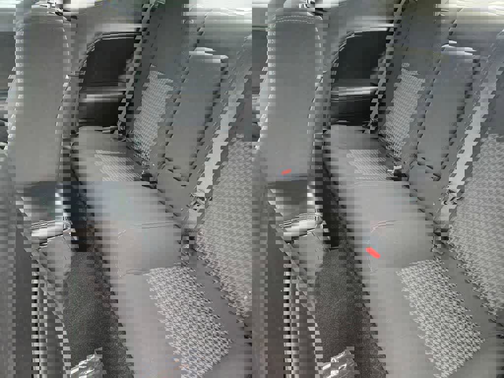 Used 2022 Dodge Challenger GT image 14