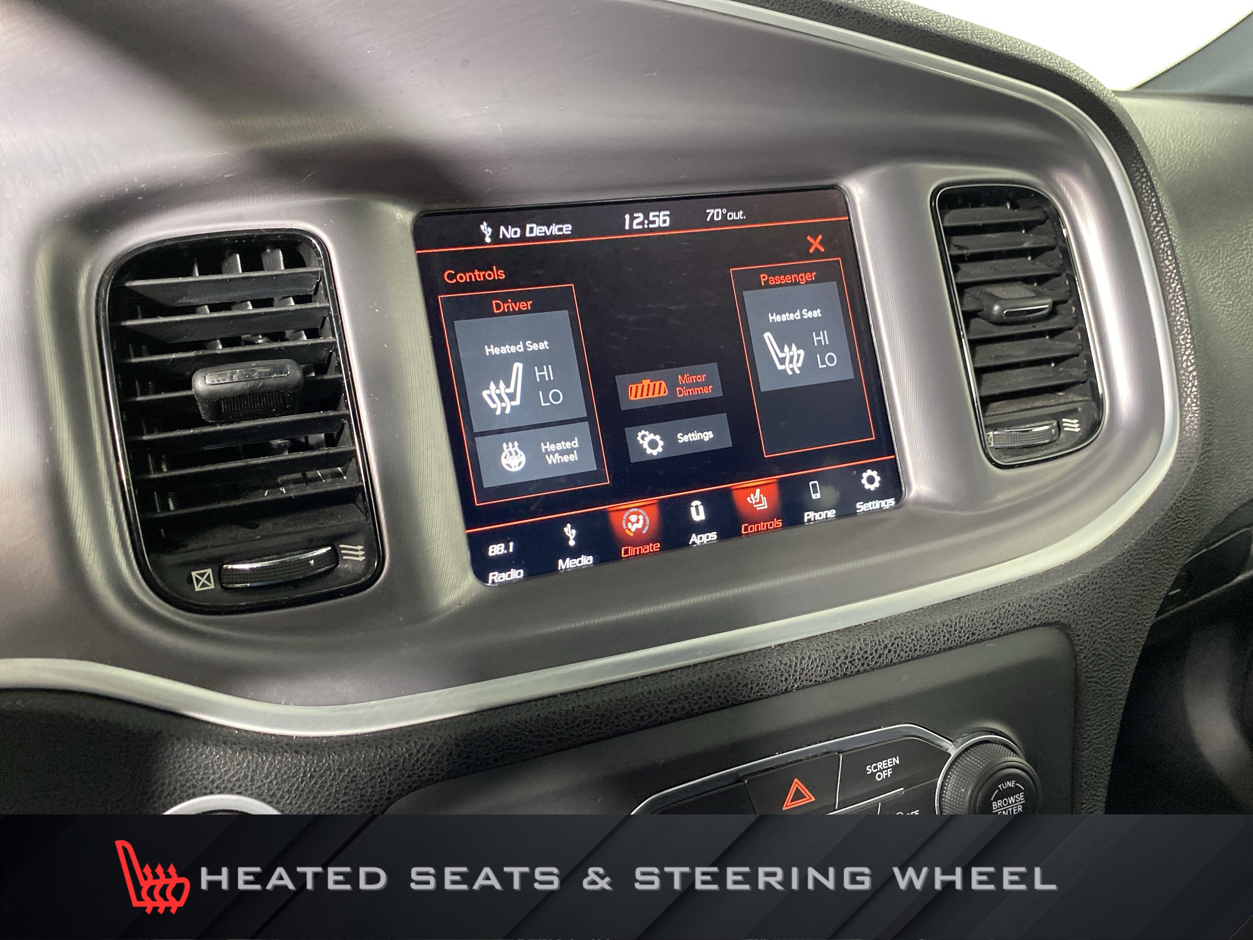 Used 2019 Dodge Charger SXT w/ Blacktop Package image 5