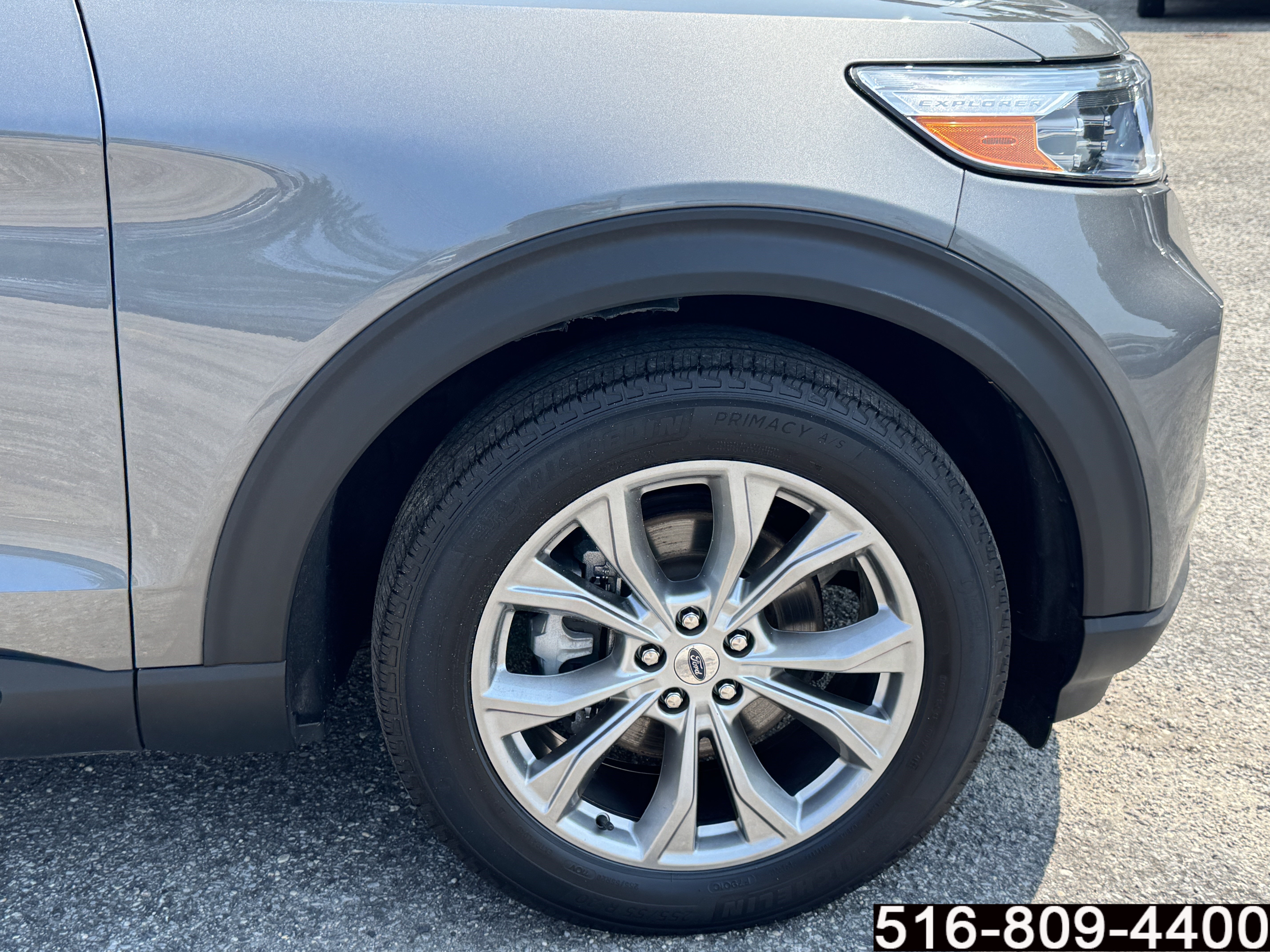 Used 2023 Ford Explorer XLT w/ Equipment Group 202A AWD/4WD image 9