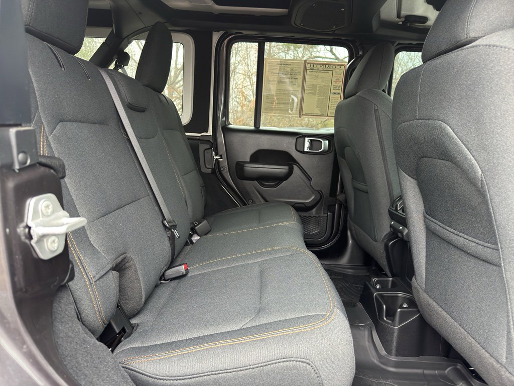 Used 2024 Jeep Wrangler Willys image 16