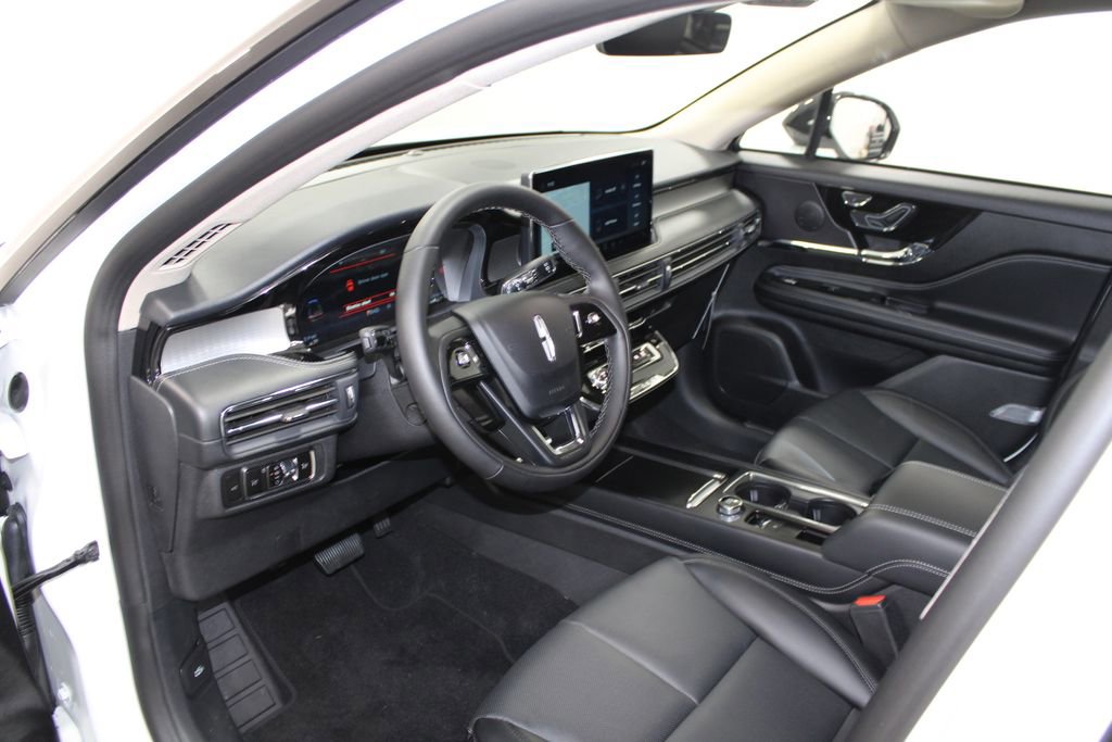 New 2026 Lincoln Corsair Premiere image 23